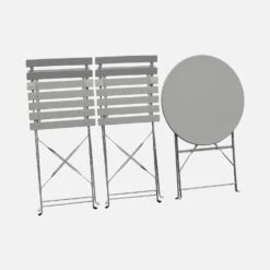 Table De Jardin Bistrot Pliable Métal, 2 Chaises Couleur : Gris Taupe 14 Table De Jardin Bistrot Pliable Métal, 2 Chaises Couleur : Gris Taupe -ME Soldes BS60C2BN 05
