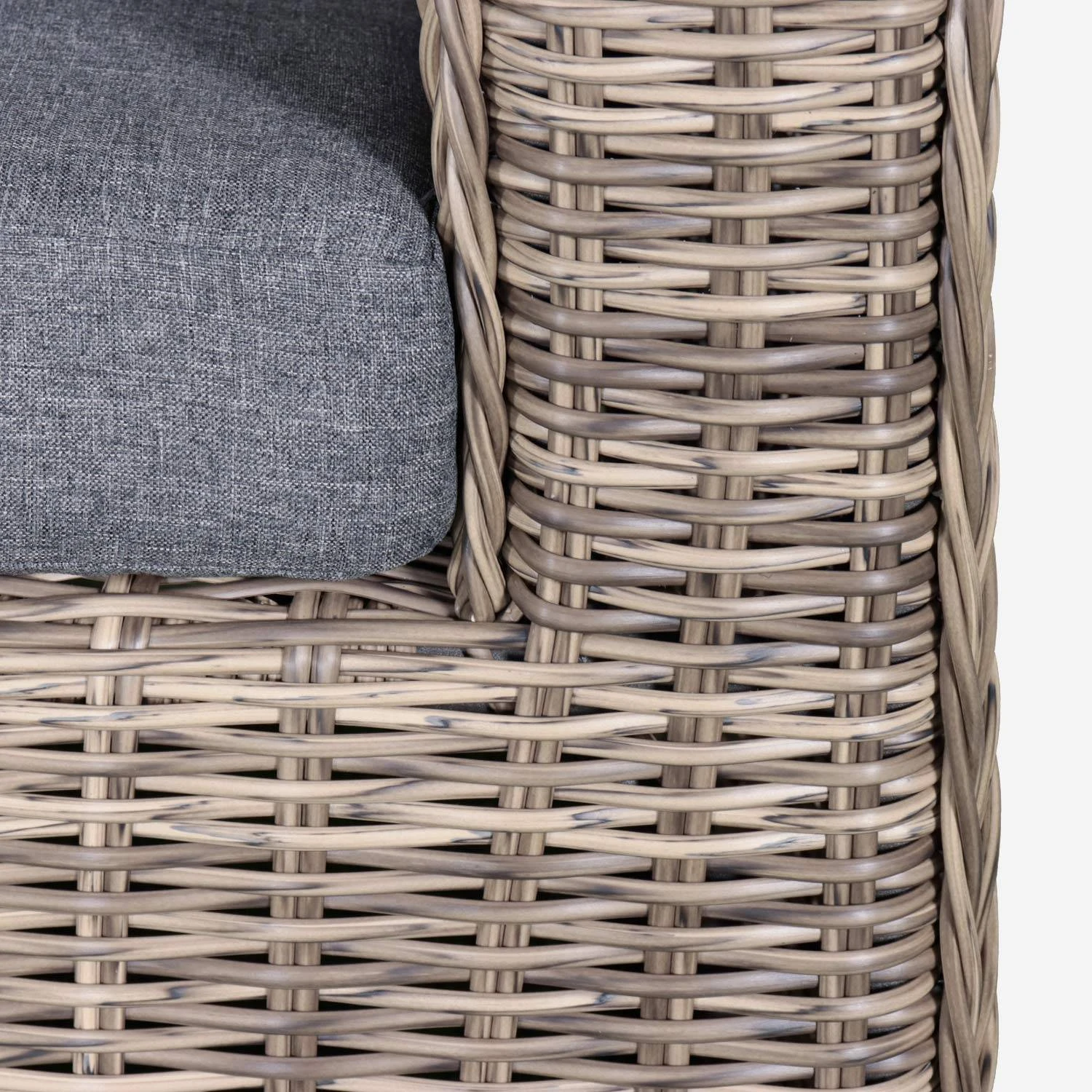 Salon De Jardin Résine Tressée Ronde 4 Places Couleur : Beige / Anthracite 9 Salon De Jardin Résine Tressée Ronde 4 Places Couleur : Beige / Anthracite – Image 7