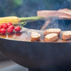 Braséro Barbecue Ø80cm, Planche De Cuisson, Stockage Bois Et Housse -ME Soldes fpbbq80kdbk 2c66a32011648ed93608811340cc631e