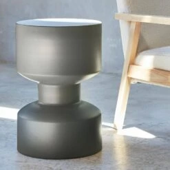 Table D'appoint, Bout De Canapé, Table De Chevet En Métal, Ø30x H 47cm Couleur : Gris Foncé
