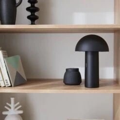 Lampe De Table Sans Fil Nomade à Tête Orientable Intérieur / Extérieur H 28cm Couleur : Noir -ME Soldes ilumthom28bk 4be56d91bf92268dfc329c71e5c1e2af