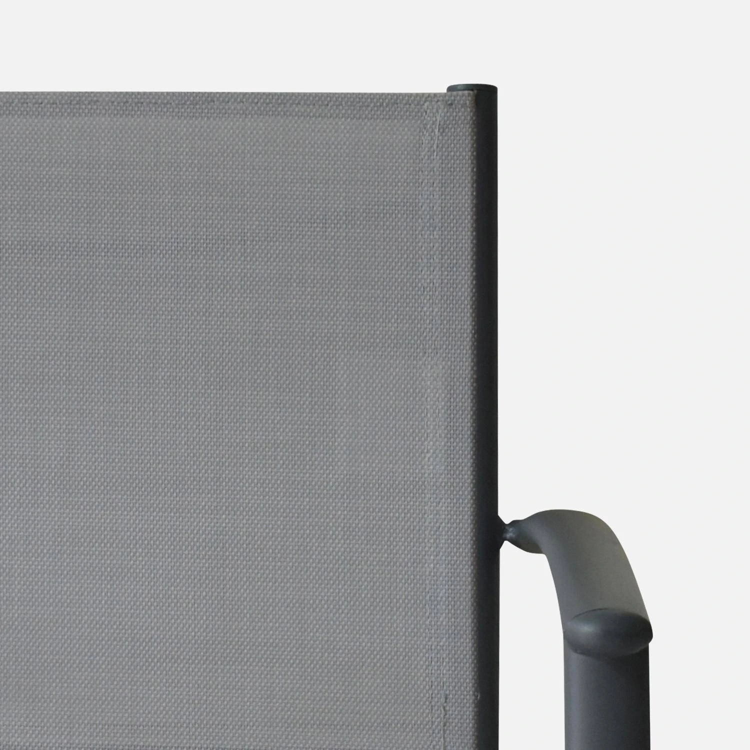 Table De Jardin Extensible Aluminium + 8 Fauteuils De Jardin Empilables Couleur : Anthracite / Gris Clair 9 Table De Jardin Extensible Aluminium + 8 Fauteuils De Jardin Empilables Couleur : Anthracite / Gris Clair – Image 7